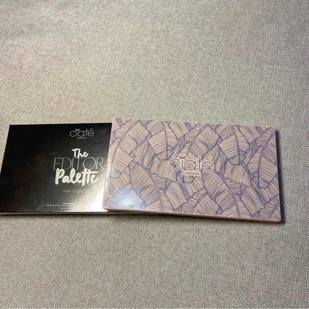 Coates London The Editor Palette -new england. Brand new. 18 pieces.